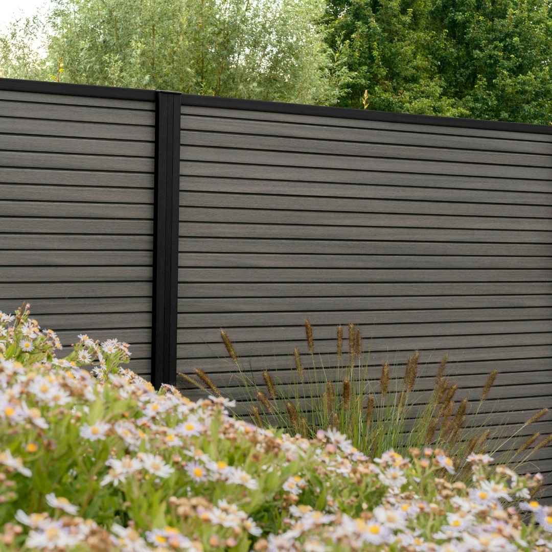 NewTechWood tuinscherm vulling co-extrusie